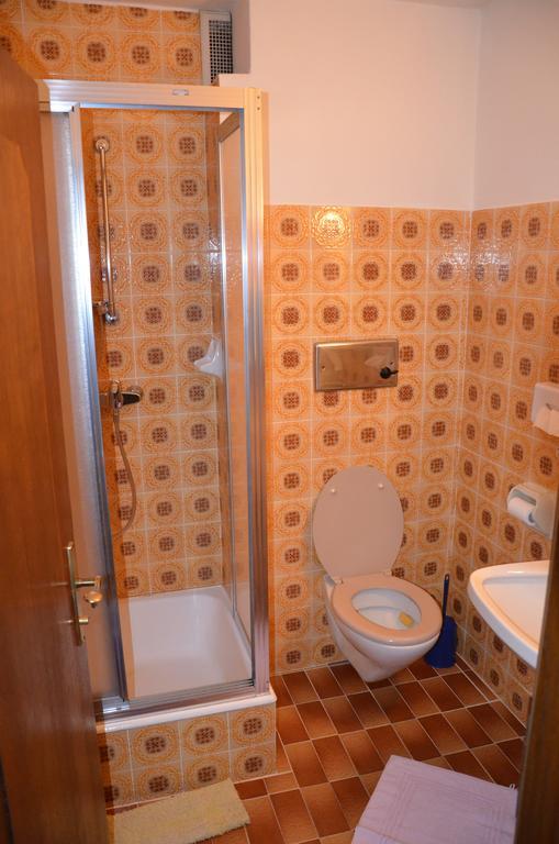 Hotel-Garni Kaiserhof Раурис Екстериор снимка